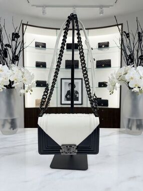Authentic Chanel Boy Handbag Black & White Leather Ruthenium Hardware